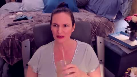 Snapshot of ninajaymes chatting on 01-23-25, 11:58 Nina Jaymes online show from 01-23-25, 11:58