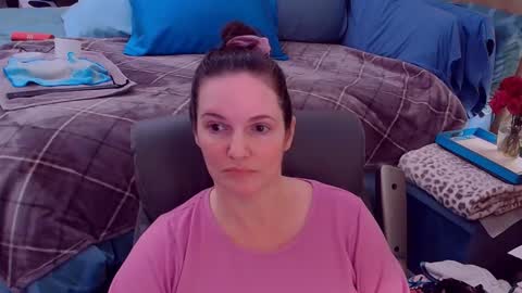 Snapshot of ninajaymes chatting on 10-07-25, 11:35 Nina Jaymes online show from 10-07-25, 11:35