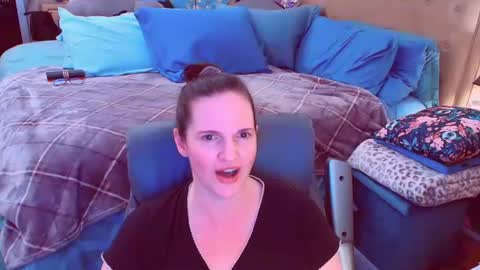 Snapshot of ninajaymes chatting on 02-11-26, 11:43 Nina Jaymes online show from 02-11-26, 11:43