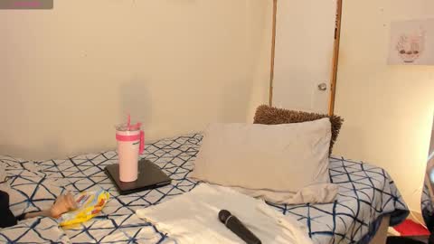 Nina  online show from 02-05-26, 10:25