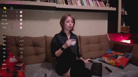 NinaNovalicious online show from 12-13-24, 08:20