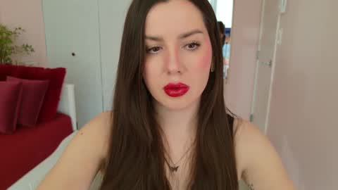 NinaOneil online show from 12-03-24, 09:56