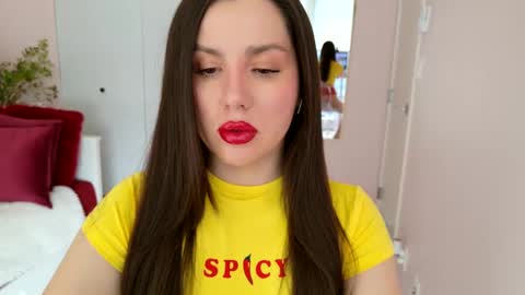 NinaOneil online show from 02-26-25, 08:11