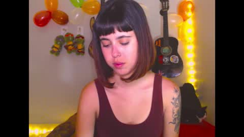 ninapellegrini17 online show from 10-16-25, 09:16