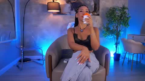 Snapshot of ninasolenne chatting on 06-01-26, 09:00 Ninna online show from 06-01-26, 09:00