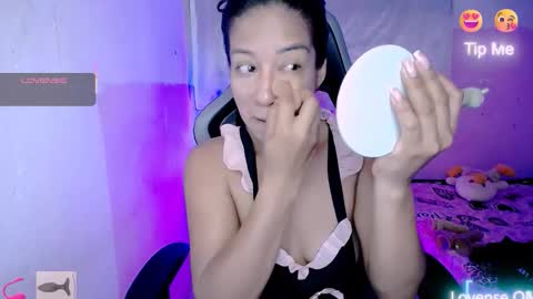 ninatinydoll1 online show from 10-16-25, 08:26