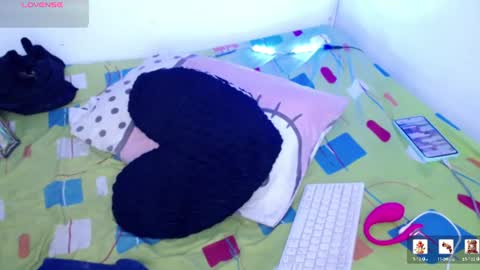 ninatinydoll1 online show from 06-17-26, 12:40