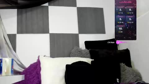 Snapshot of ninawilliams1_ chatting on 03-11-25, 04:40 Nina online show from 03-11-25, 04:40