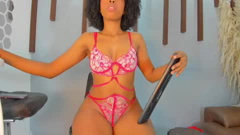 nini_beyker online show from 09-28-25, 01:27