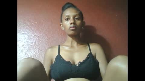 ninie246746 online show from 01-20-25, 04:54