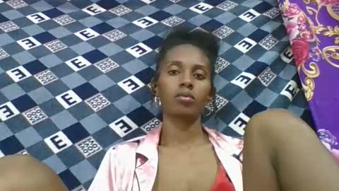 ninie246746 online show from 03-03-26, 07:53