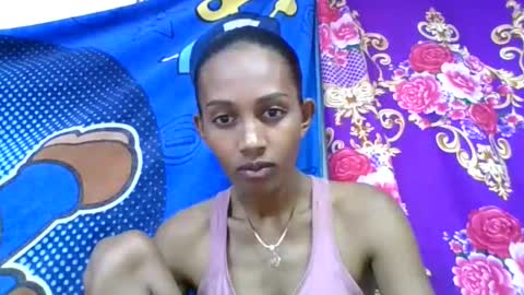 ninie246746 online show from 05-12-26, 05:59