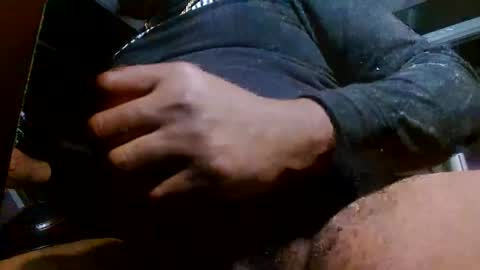 Snapshot of ninjabeatz chatting on 12-06-24, 06:04 daddy online show from 12-06-24, 06:04