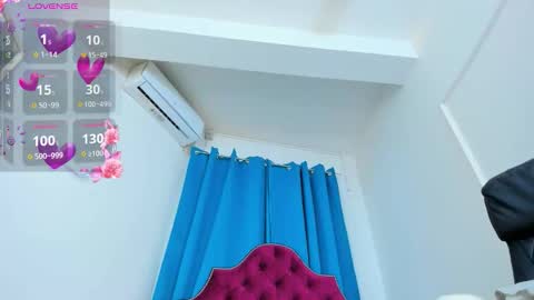 nina dee online show from 09-18-25, 03:41