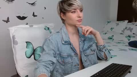 Snapshot of ninnakatthe chatting on 09-19-25, 05:02 Ninna Katthe online show from 09-19-25, 05:02