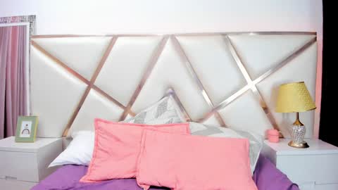 Ninna  online show from 01-25-25, 09:46