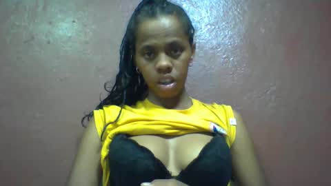 Snapshot of nirinahfy chatting on 01-12-25, 03:36 nirinahfy online show from 01-12-25, 03:36