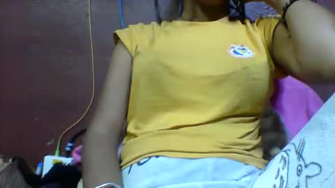 Snapshot of nirinahfy chatting on 10-06-25, 04:43 nirinahfy online show from 10-06-25, 04:43