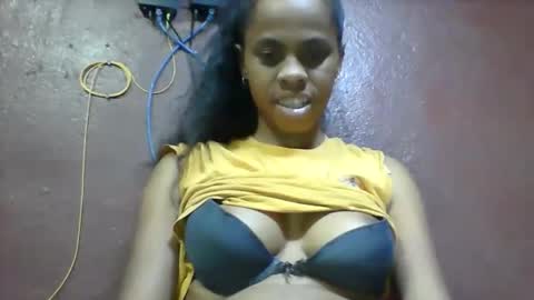 Snapshot of nirinahfy chatting on 10-14-25, 04:41 nirinahfy online show from 10-14-25, 04:41