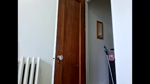 Snapshot of nirrikvad chatting on 10-25-25, 03:18 iain online show from 10-25-25, 03:18