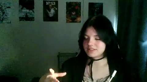 Alice online show from 04-25-26, 03:20