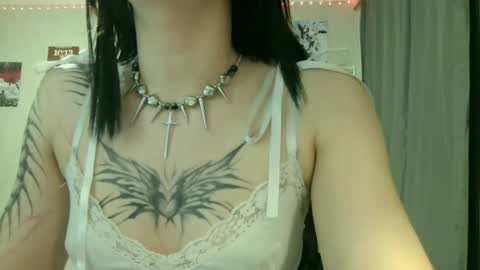 Alice online show from 06-04-26, 06:14
