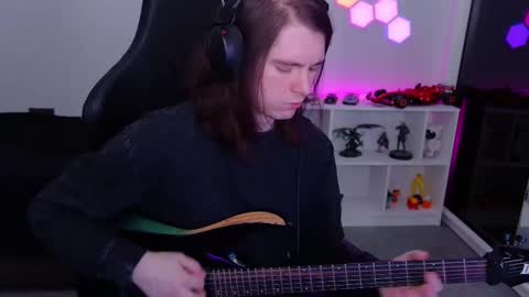 nitroshade online show from 12-18-25, 02:50