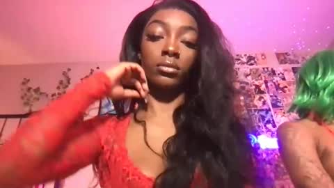 NIVIA WOLFE online show from 12-14-24, 05:36