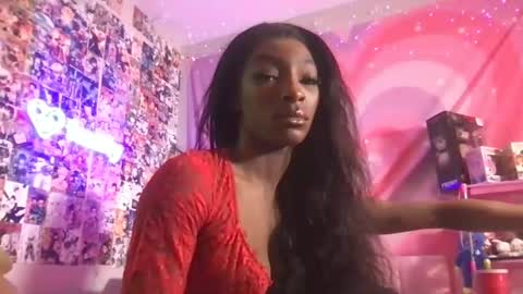 NIVIA WOLFE online show from 12-15-24, 03:45