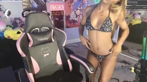 NIVIA WOLFE online show from 03-04-25, 12:39