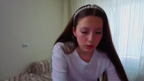 Polly 3 online show from 05-17-26, 01:51