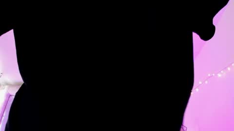  V I C T O R I A   online show from 04-22-26, 07:15