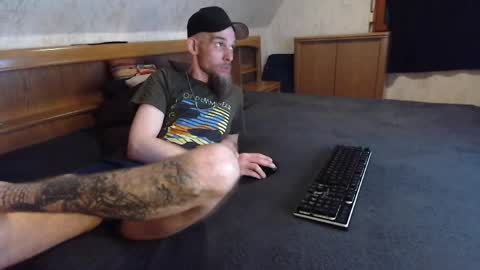 Snapshot of nixan85 chatting on 03-31-26, 01:40 nixan85 online show from 03-31-26, 01:40