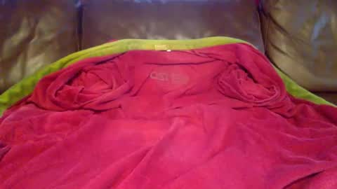 Snapshot of nixomuc chatting on 02-07-26, 04:00 nixomuc online show from 02-07-26, 04:00