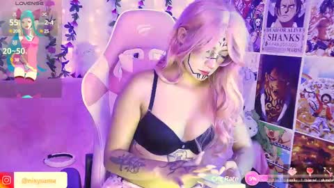 Snapshot of nixy_sama chatting on 02-13-25, 04:39 Nixy Sama online show from 02-13-25, 04:39