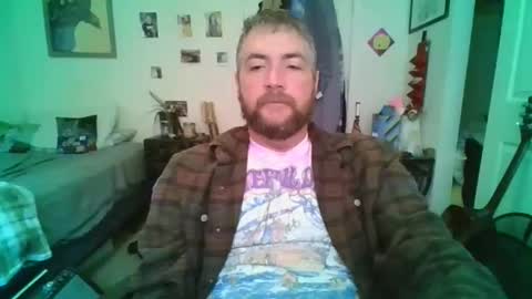 Snapshot of njoefats420 chatting on 06-06-26, 01:16 njoefats420 online show from 06-06-26, 01:16
