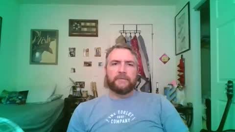 Snapshot of njoefats420 chatting on 06-08-26, 09:59 njoefats420 online show from 06-08-26, 09:59