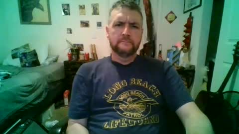 Snapshot of njoefats420 chatting on 06-12-26, 09:30 njoefats420 online show from 06-12-26, 09:30