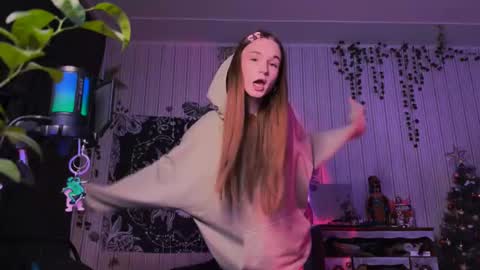 Snapshot of nloraaa chatting on 02-14-25, 12:51 Tears Lora online show from 02-14-25, 12:51