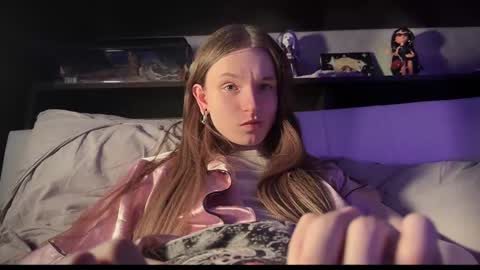 Snapshot of nloraaa chatting on 02-23-25, 07:07 Tears Lora online show from 02-23-25, 07:07