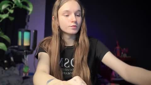 Snapshot of nloraaa chatting on 02-27-25, 08:20 Tears Lora online show from 02-27-25, 08:20