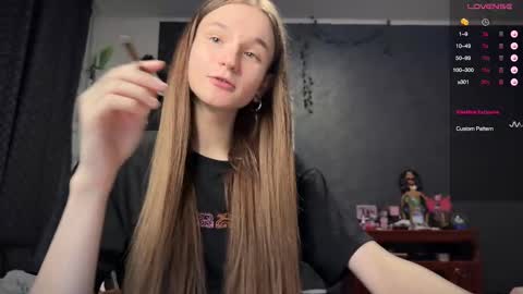 Snapshot of nloraaa chatting on 03-07-25, 01:20 Tears Lora online show from 03-07-25, 01:20