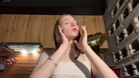 Snapshot of nloraaa chatting on 01-13-26, 08:19 Tears Lora online show from 01-13-26, 08:19