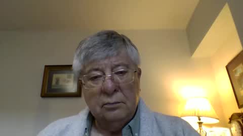 Snapshot of nn69uk chatting on 10-20-25, 01:11 NN69UK online show from 10-20-25, 01:11