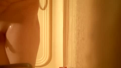 Snapshot of no123love chatting on 01-17-26, 05:34 no123love online show from 01-17-26, 05:34