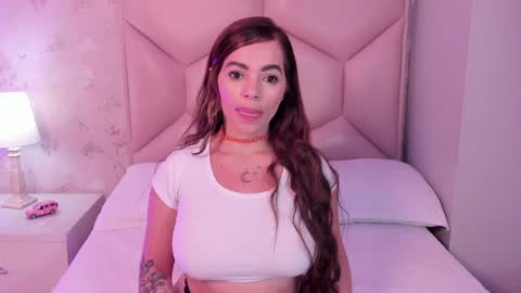   ambarsulliva  online show from 01-15-25, 11:43