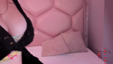   ambarsulliva  online show from 02-12-25, 05:58