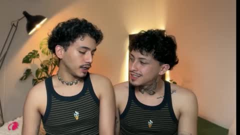 noah_and_steven online show from 05-06-26, 10:15