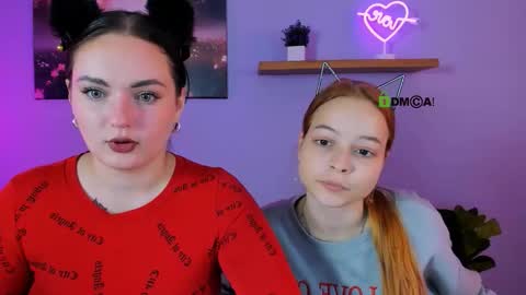 Snapshot of noah_berry chatting on 09-26-25, 08:29 Your Noah online show from 09-26-25, 08:29