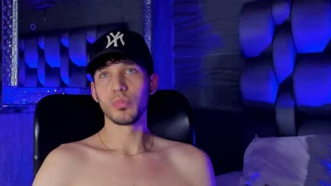 Snapshot of noah_brigth chatting on 10-27-25, 05:55 Noah Brigth online show from 10-27-25, 05:55